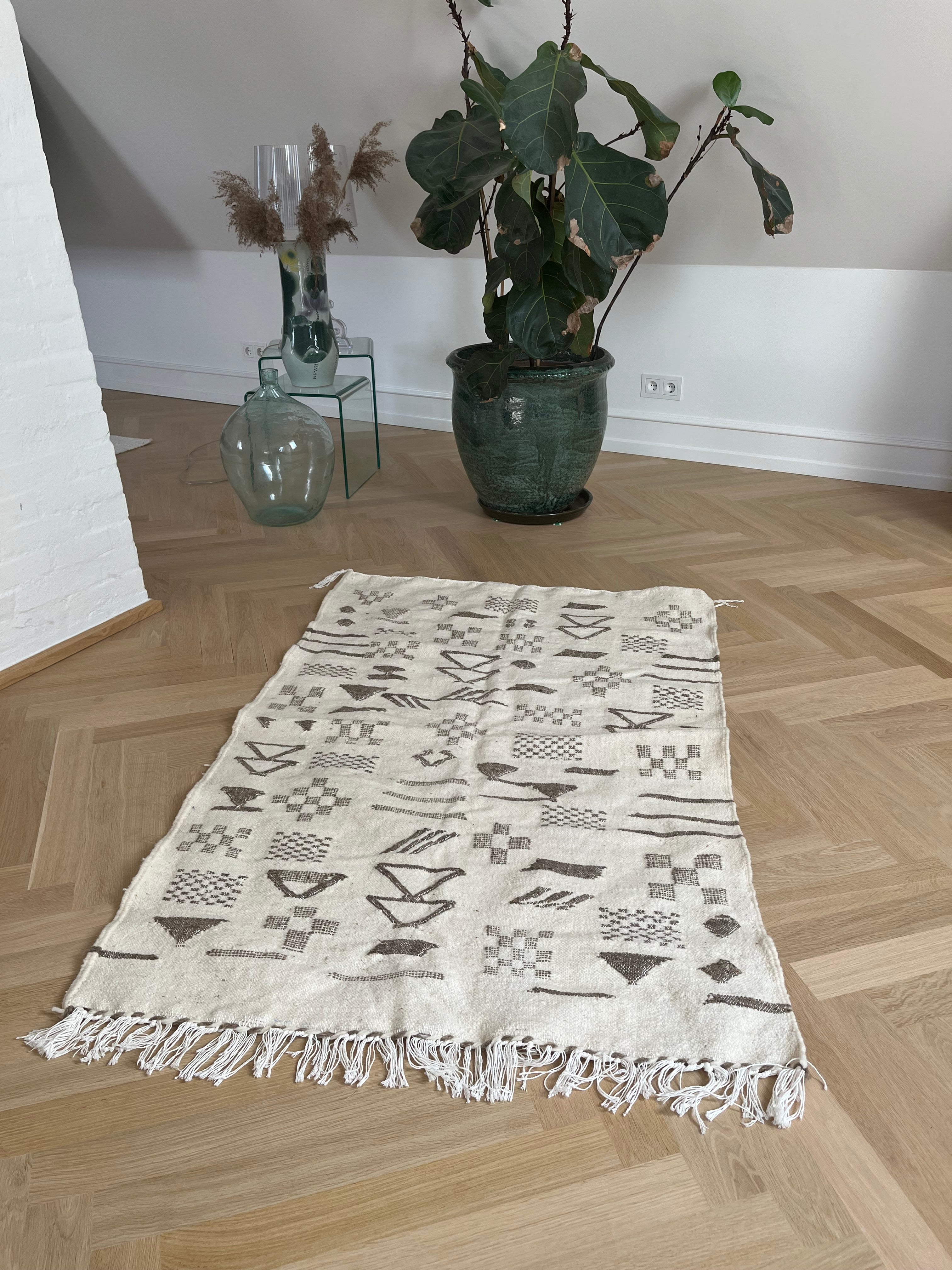 Etnisk kelimtæppe – beige/lys brun